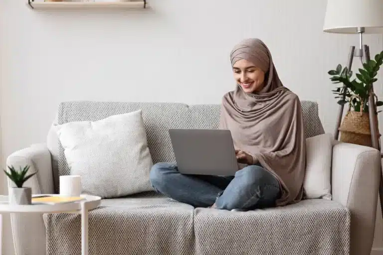 Learner studying a self-paced online Lean Six Sigma course at home